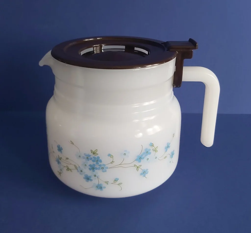 CARAFE CAFETIERE ARCOPAL MYOSOTIS VINTAGE EUR 12,00 - FR